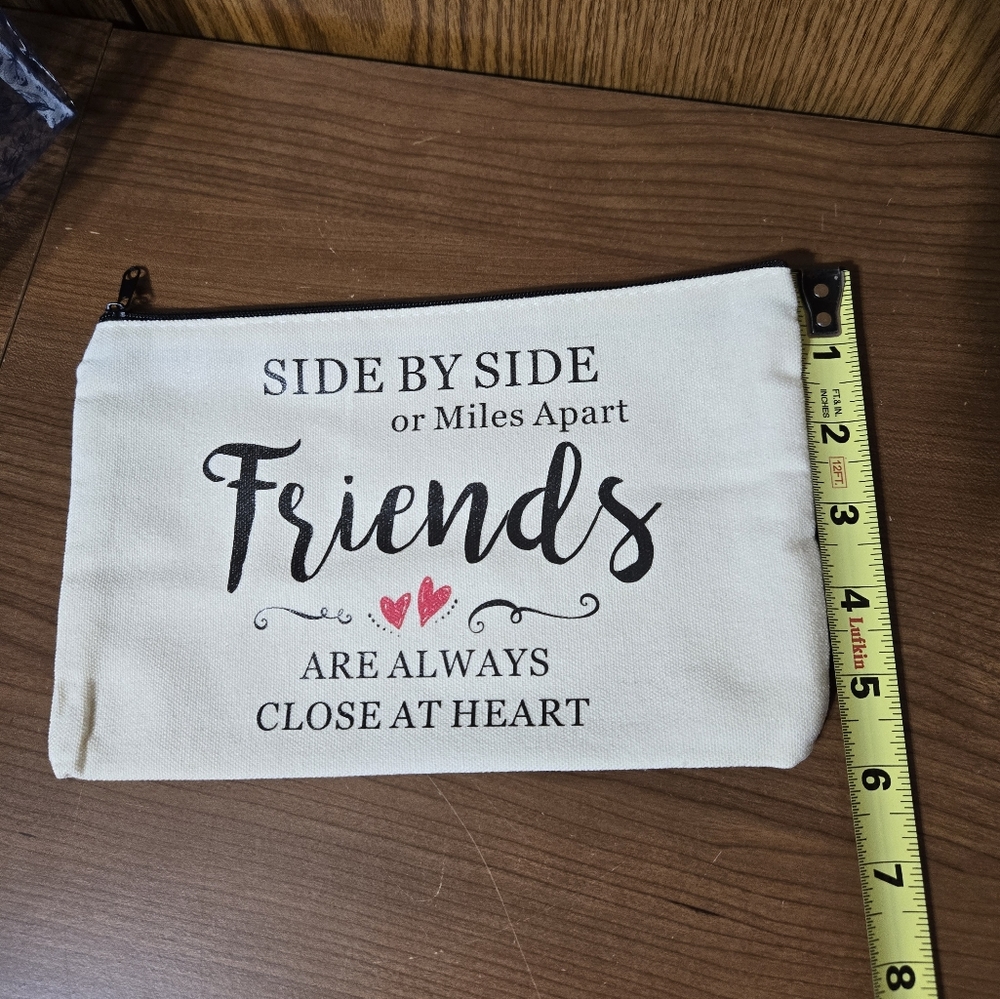 Nwt cosmetic bag - Picture 3 of 5